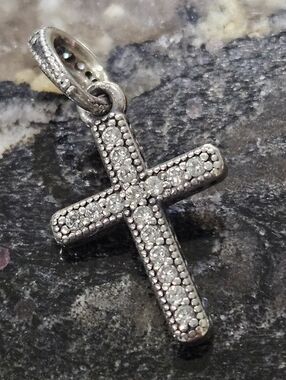 PANDORA Sparkling Cross Pendant No. 397571